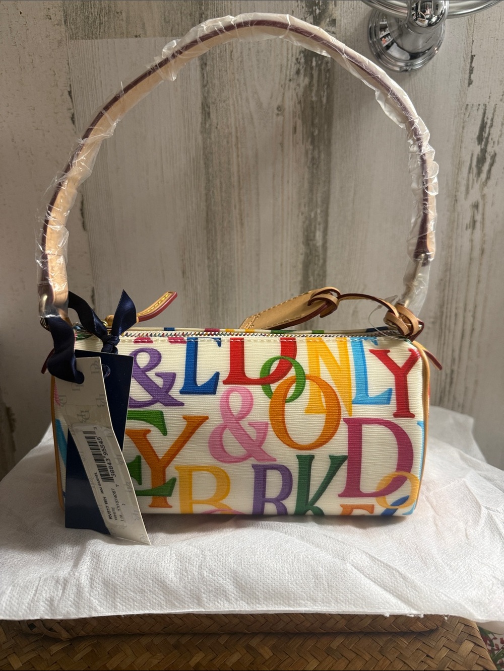 Colorful Signature Letter Print Barrel Bag - Multicolor - Picture 2 of 4